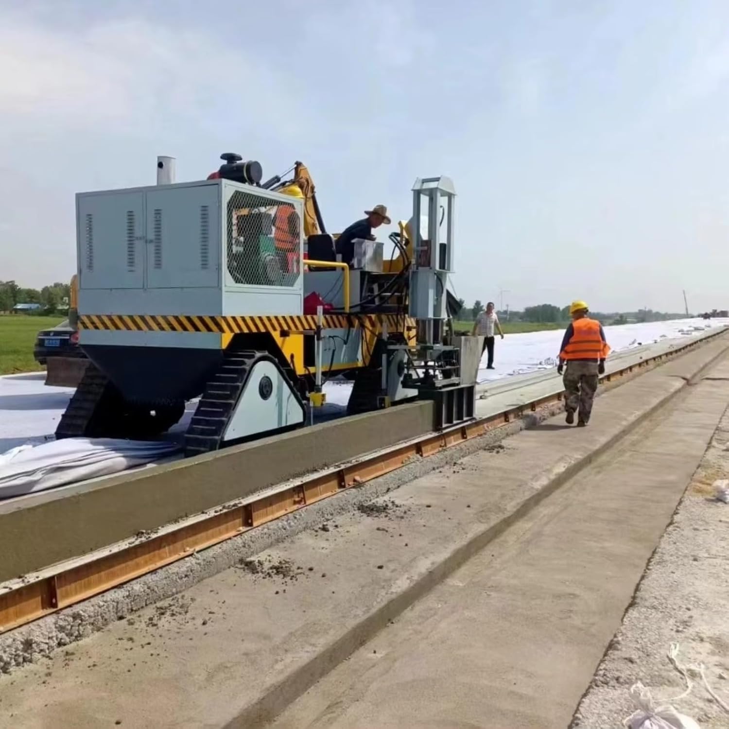 concrete curb slipform paver review,should I buy a concrete curb slipform paver,concrete curb slipform paver vs alternatives,automatic curb slipform machine pros cons,best curb slipform paver for road projects,slipform paver worth buying unboxing and complete package contents