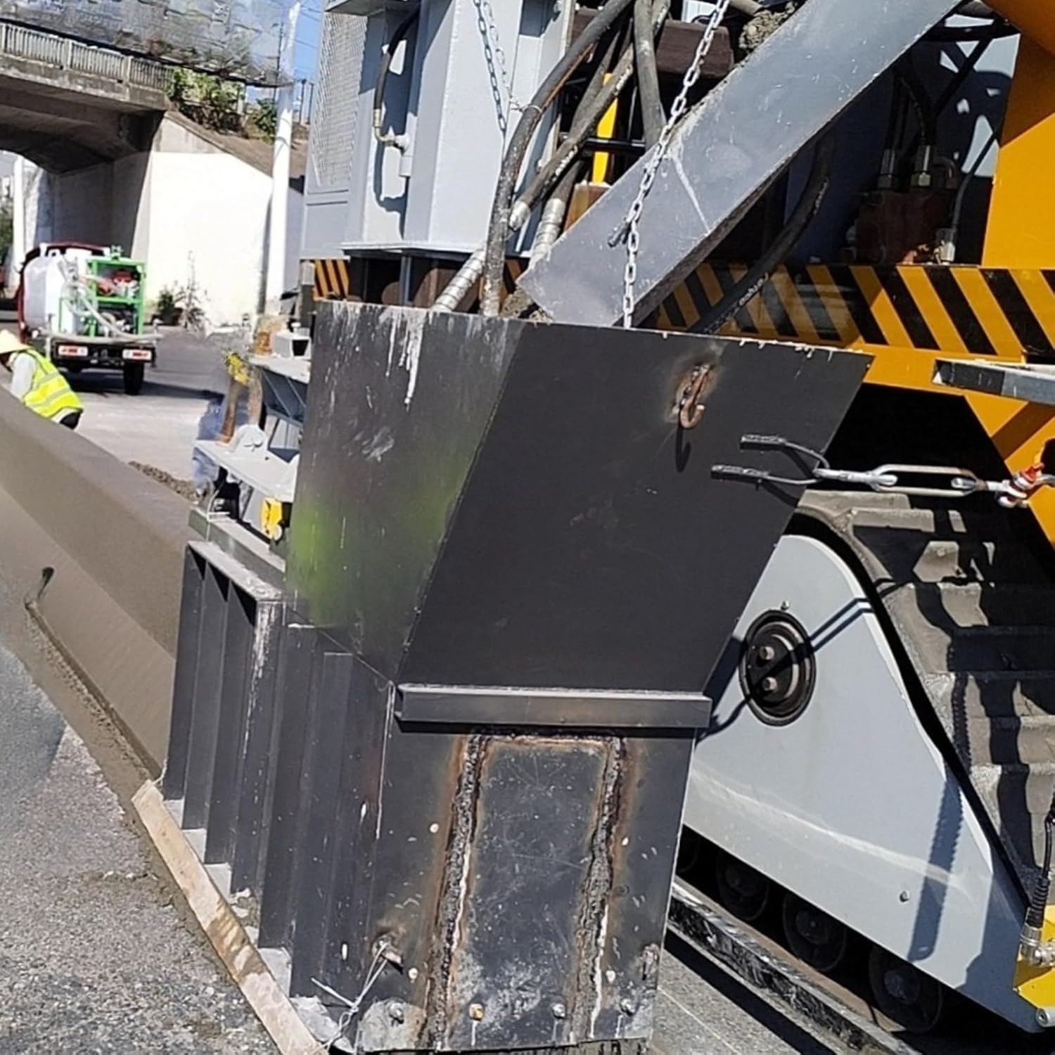 Step-by-step guide for concrete curb slipform paver review,should I buy a concrete curb slipform paver,concrete curb slipform paver vs alternatives,automatic curb slipform machine pros cons,best curb slipform paver for road projects,slipform paver worth buying - complete tutorial