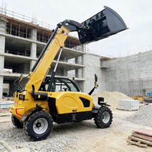 Image 1 of telehandler telescopic lift truck review